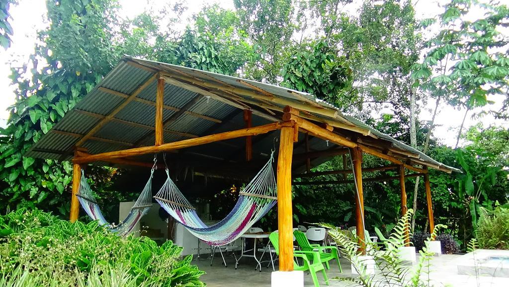 Tropical Paradise Bungalows Pital  Exterior photo